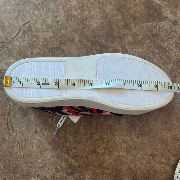 Juicy Couture Leopard Print Platform Sneakers NWT - Picture 11 of 11